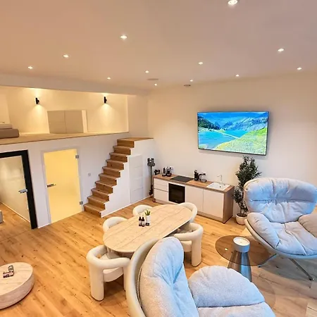 Allgaeu Living L Alpin Loft - - Neu Renoviert - Loggia - Bis 6 Personen - Parkplatz Apartmán